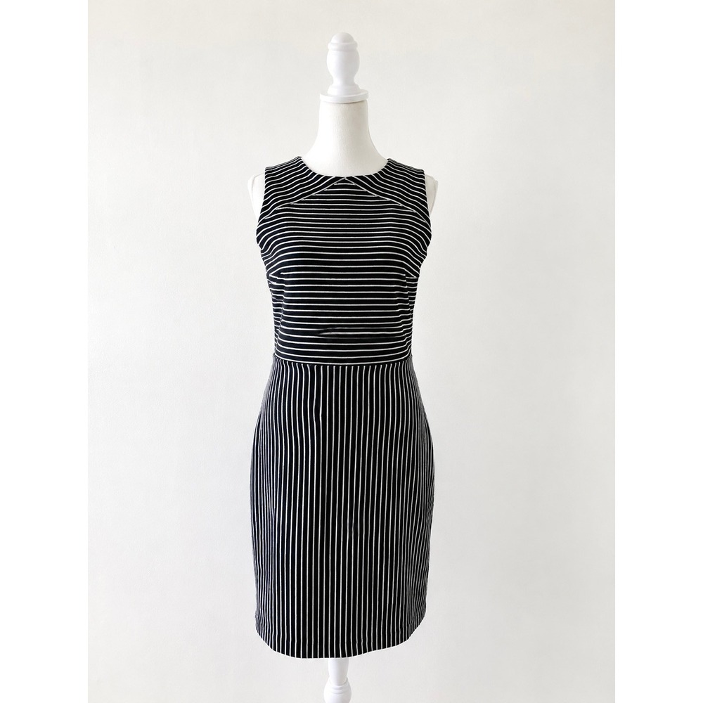 Banana Republic Sleeveless Ponte Knit 6 Striped Sheath Dress Black White Stretch